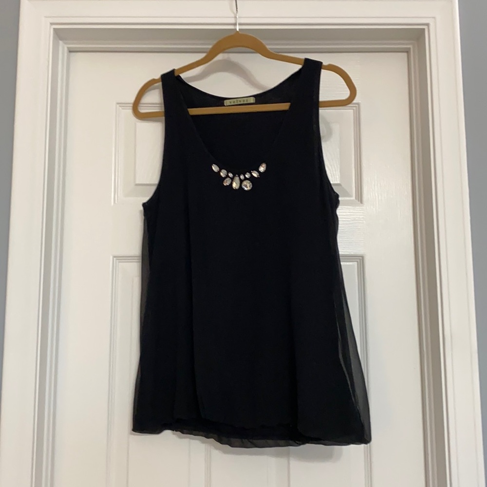 Velvet sleeveless blouse
